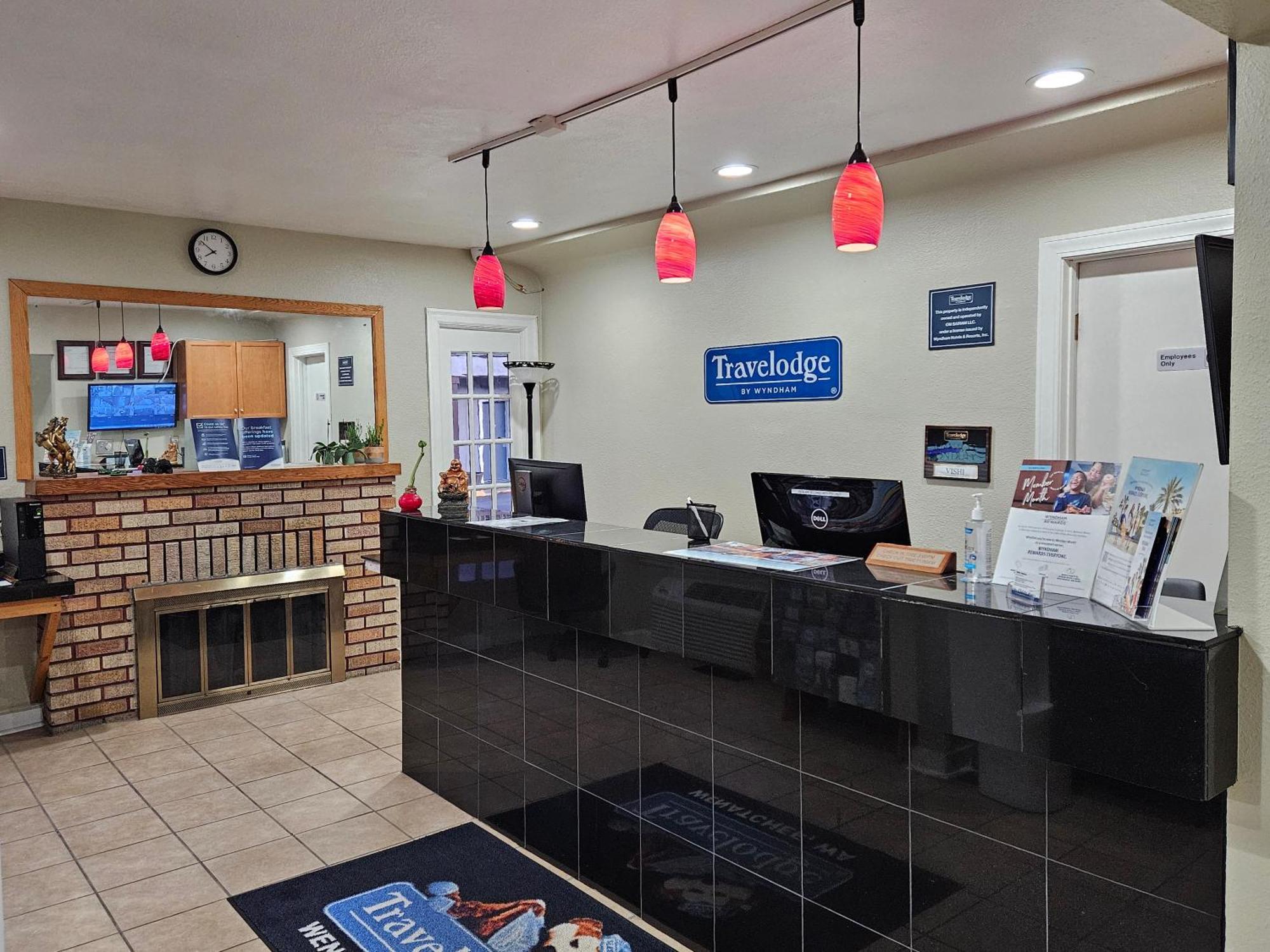 Travelodge By Wyndham Wenatchee Exterior foto