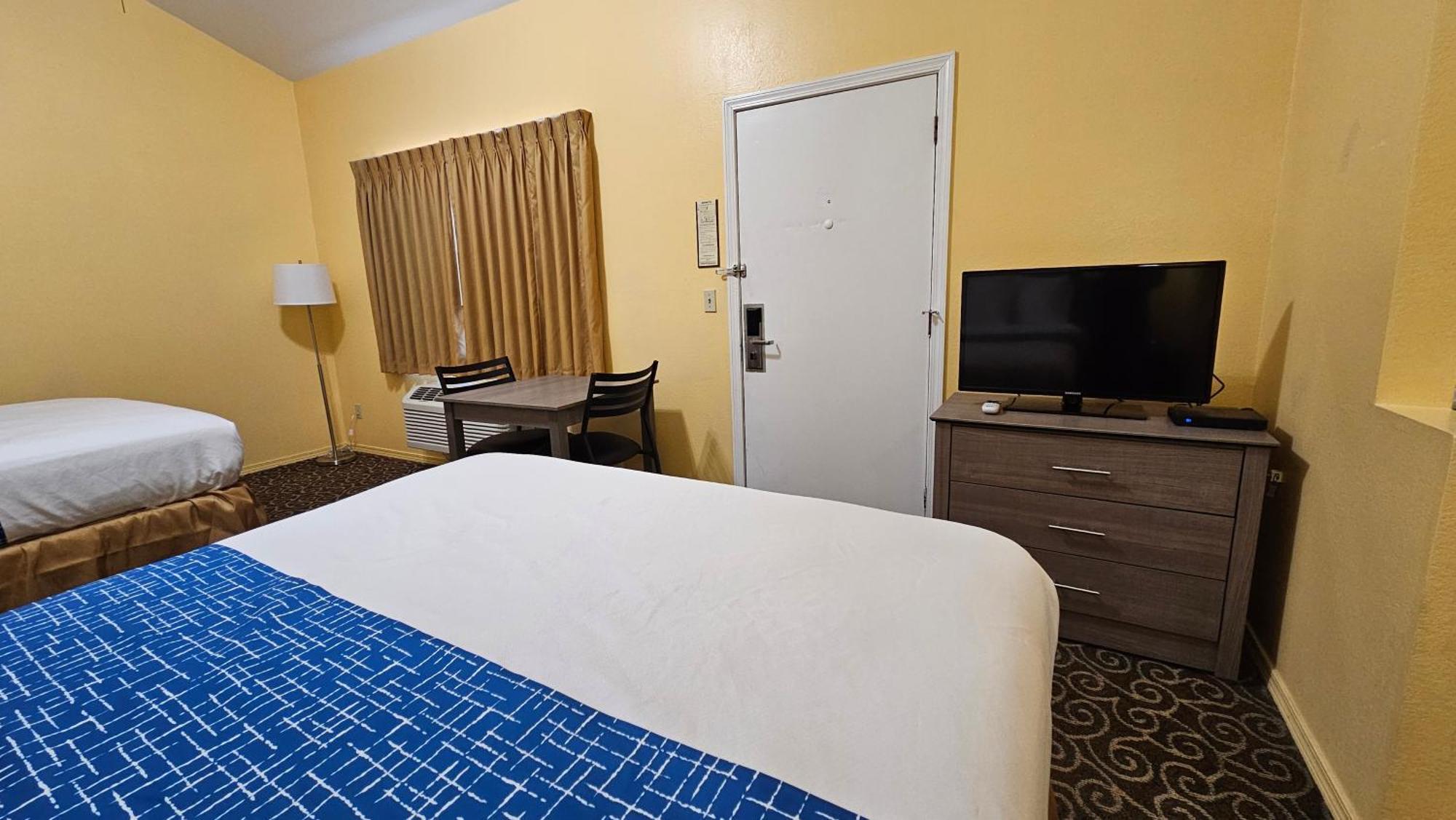 Travelodge By Wyndham Wenatchee Exterior foto